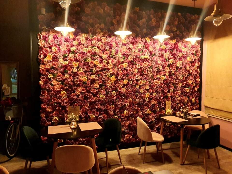 Kwaitowa Cafe grafa